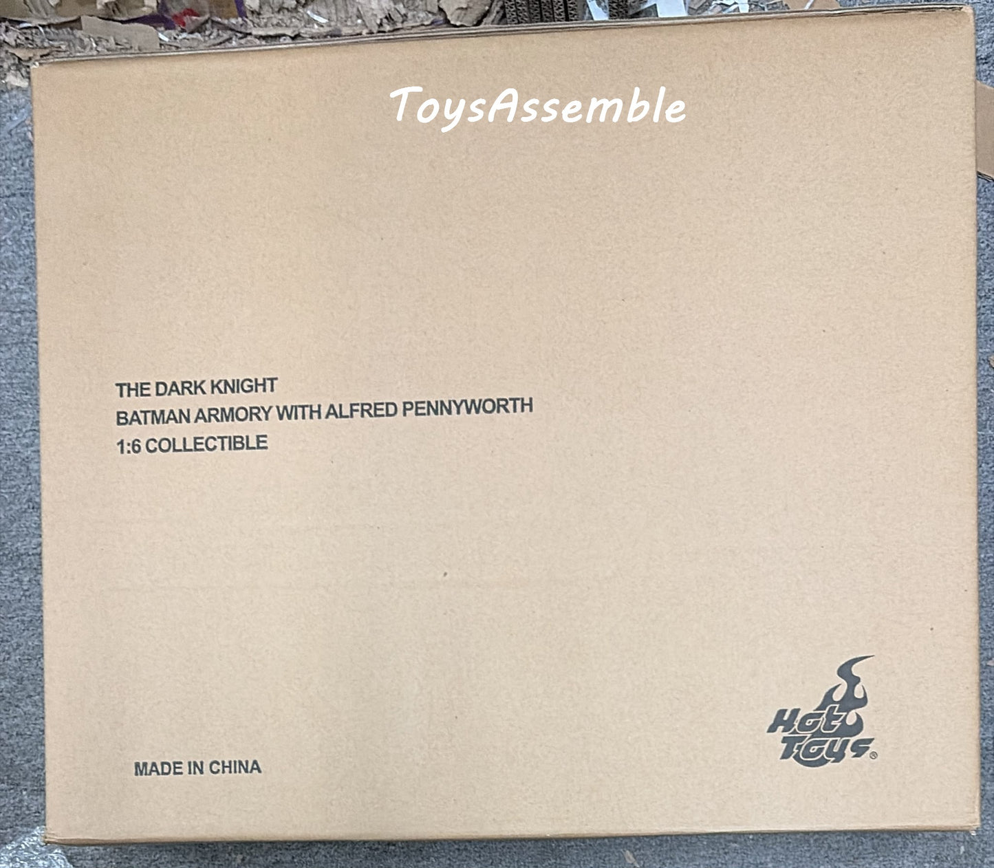 READY🔥Hot Toys MMS235 THE DARK KNIGHT 1/6 BATMAN ARMORY WITH ALFRED PENNYWORTH