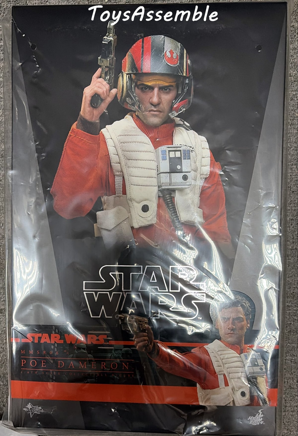 READY🔥Hot Toys MMS806 Star Wars The Force Awakens 1/6th scale Poe Dameron Collectible Figure