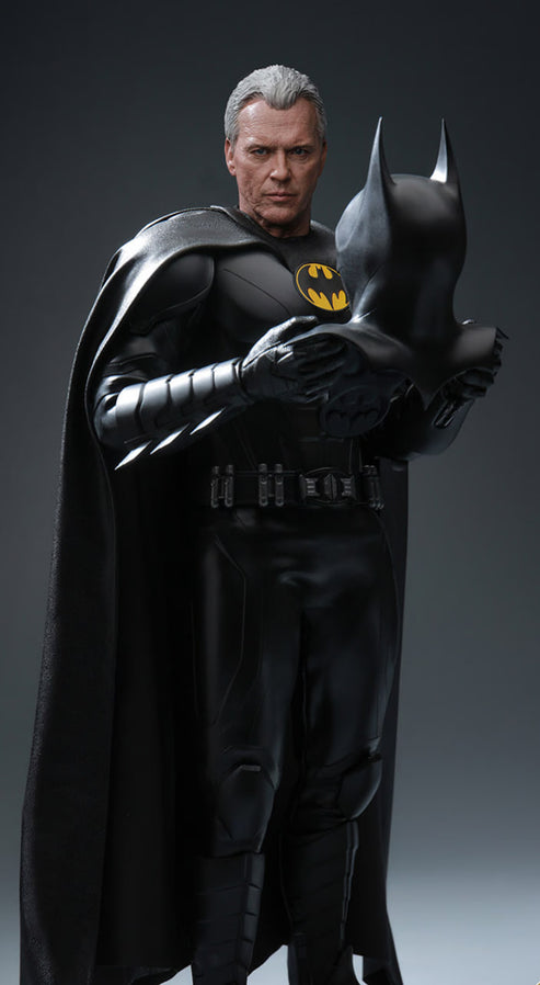 READY🔥Hot Toys MMS712 The Flash – Batman (Modern Suit) 1:6th Scale Col ...