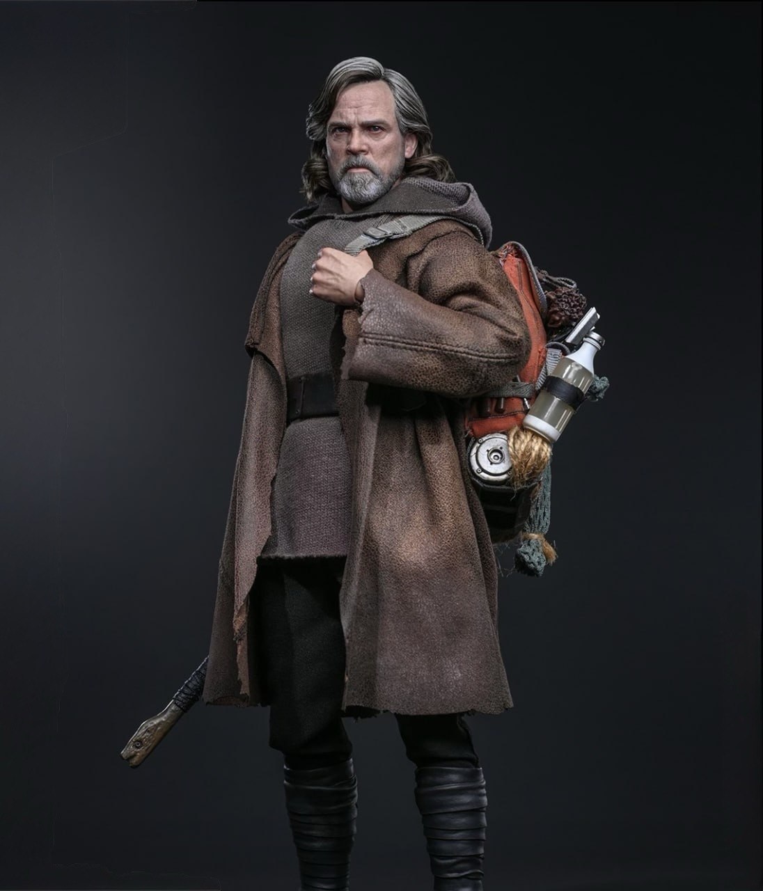 Preorder🔥Hot Toys MMS879AE Star Wars: The Last Jedi - 1/6th scale Luke Skywalker Collectible Figure (Artisan Edition) (Hot Toys Exclusive)