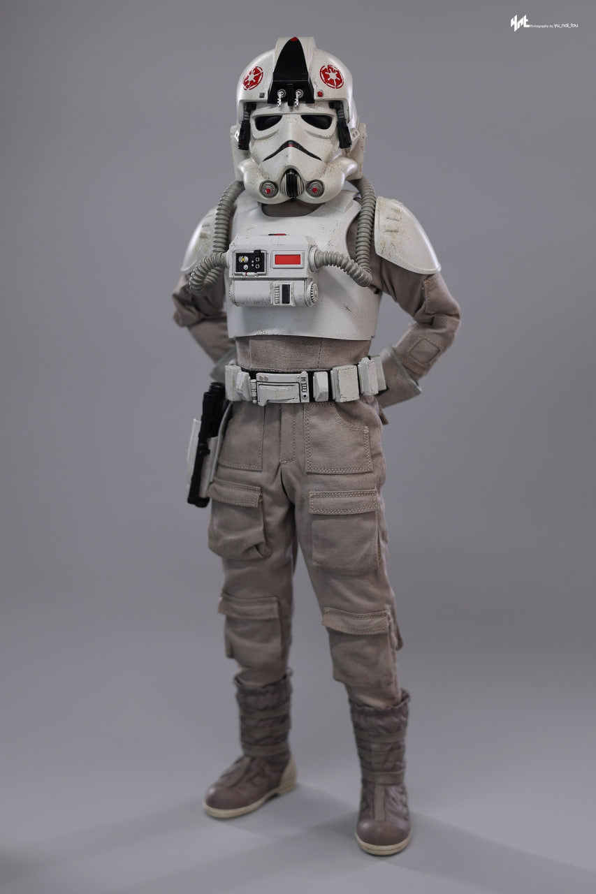 READY🔥Hot Toys MMS845 Star Wars: The Mandalorian & Grogu Imperial Remnant AT-AT Driver 1/6th scale Collectible Figure