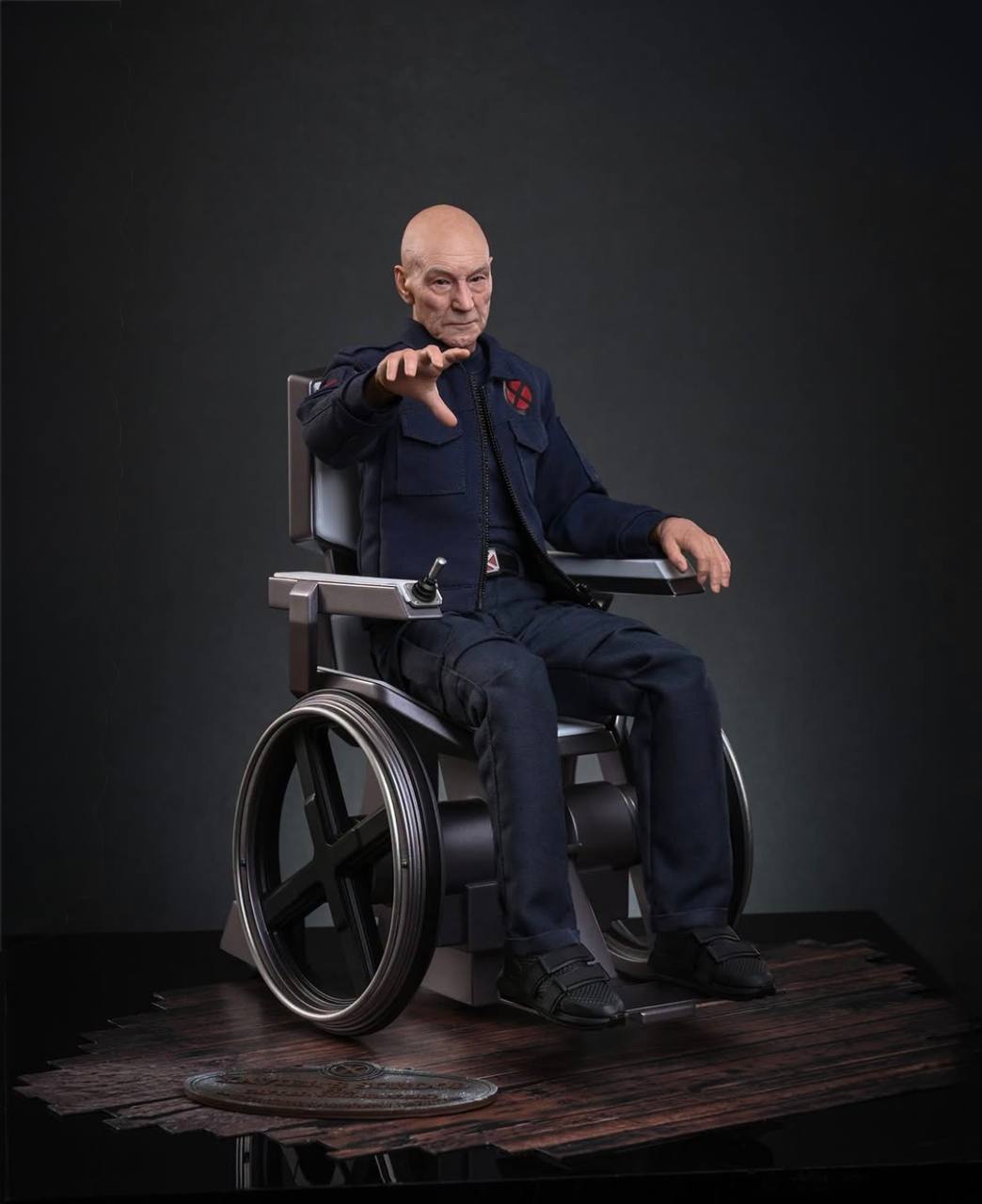 Preorder🔥Hot Toys MMS917 Avengers: Doomsday 1/6th scale Professor X Collectible Figure