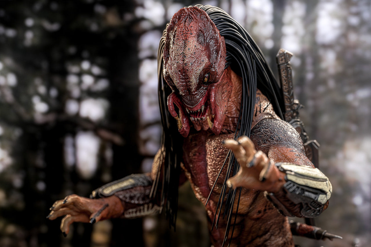 READY🔥Hot Toys TMS114 The Prey Feral Predator 1/6 Scale Collectible Figure