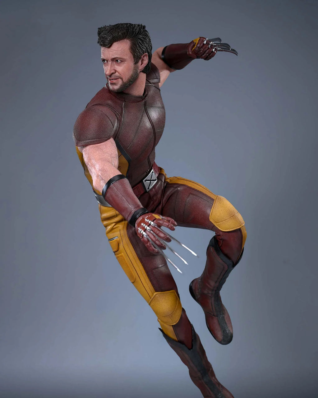 Preorder🔥Hot Toys MMS831 Deadpool & Wolverine 1/6th scale Wolverine (Classic Brown and Tan) Collectible Figure [Hot Toys Exclusive]