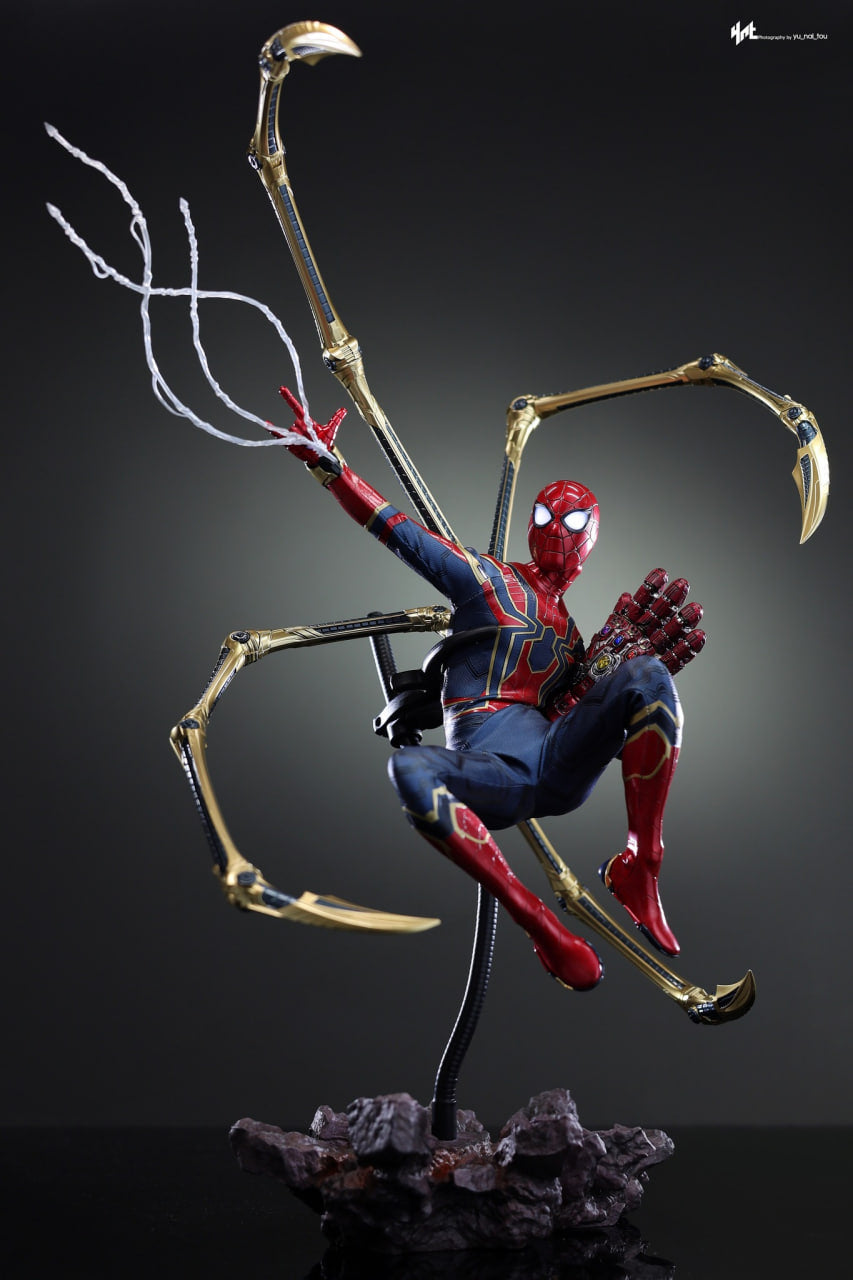 Preorder🔥Hot Toys MMS761 Avengers: Endgame Iron Spider 1/6th scale Collectible Figure