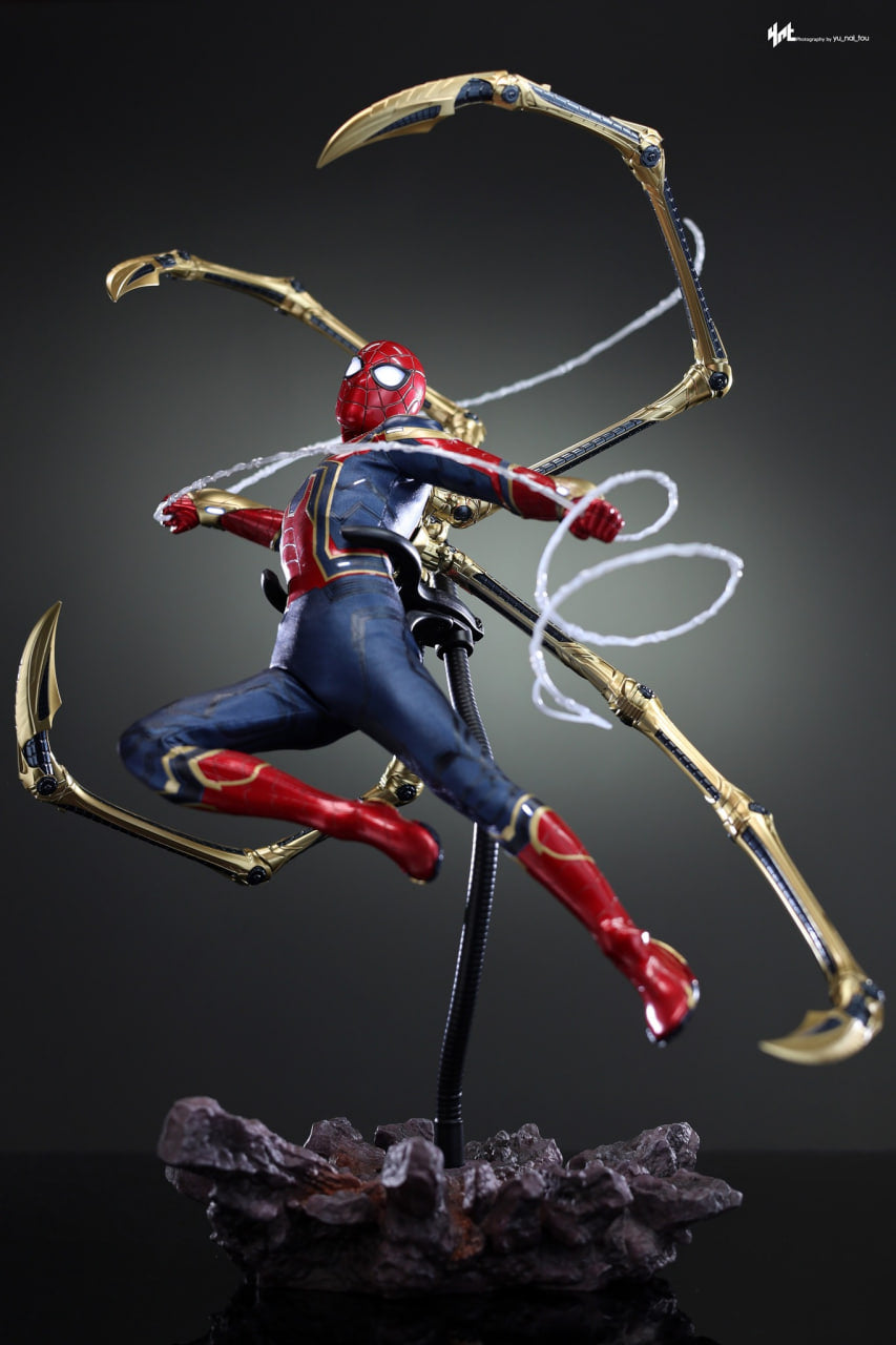 READY🔥Hot Toys MMS761 Avengers: Endgame Iron Spider 1/6th scale