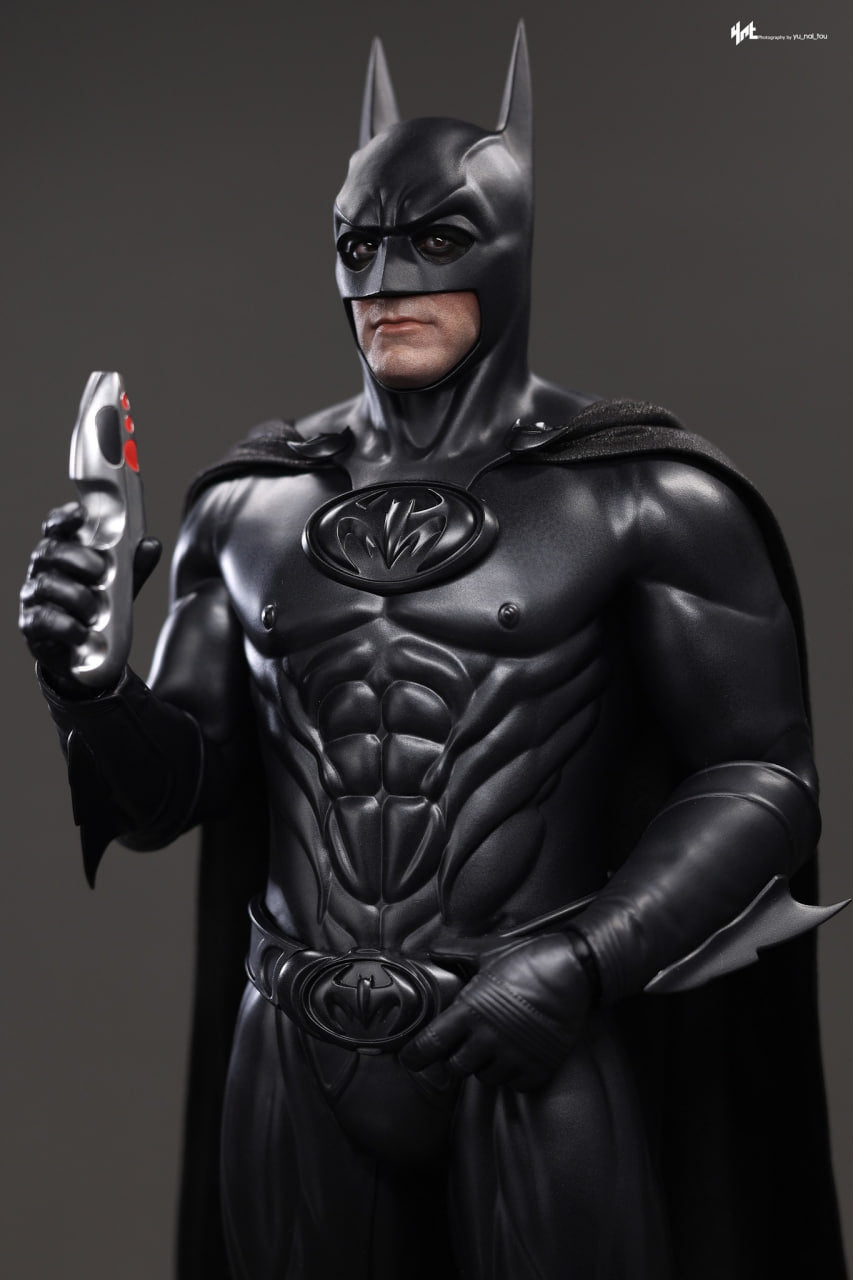 READY🔥Hot Toys MMS786 Batman & Robin 1/6th scale Batman Collectible Figure