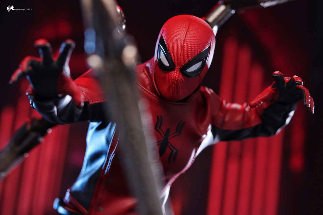 READY🔥Hot Toys VGM71 Marvel's Spider-Man 2 1/6th scale Peter Parker (Last Stand Suit) Collectible Figure [Hot Toys Exclusive]