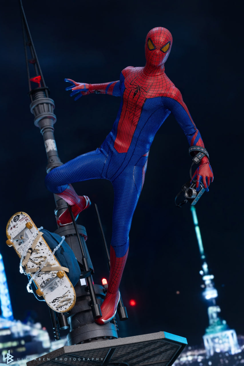 🔥Hot Toys MMS772 MMS772B The Amazing Spider-Man 1/6th Scale The Amazing Spider-Man Collectible Figure (Deluxe Version) (Deluxe & Special Edition)