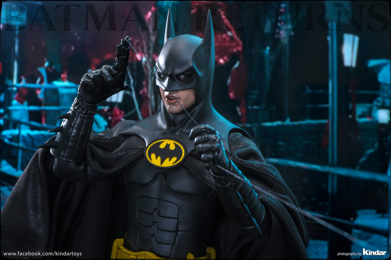 READY🔥Hot Toys MMS770 Batman Returns 1/6th scale Batman Collectible Figure (Deluxe Version)