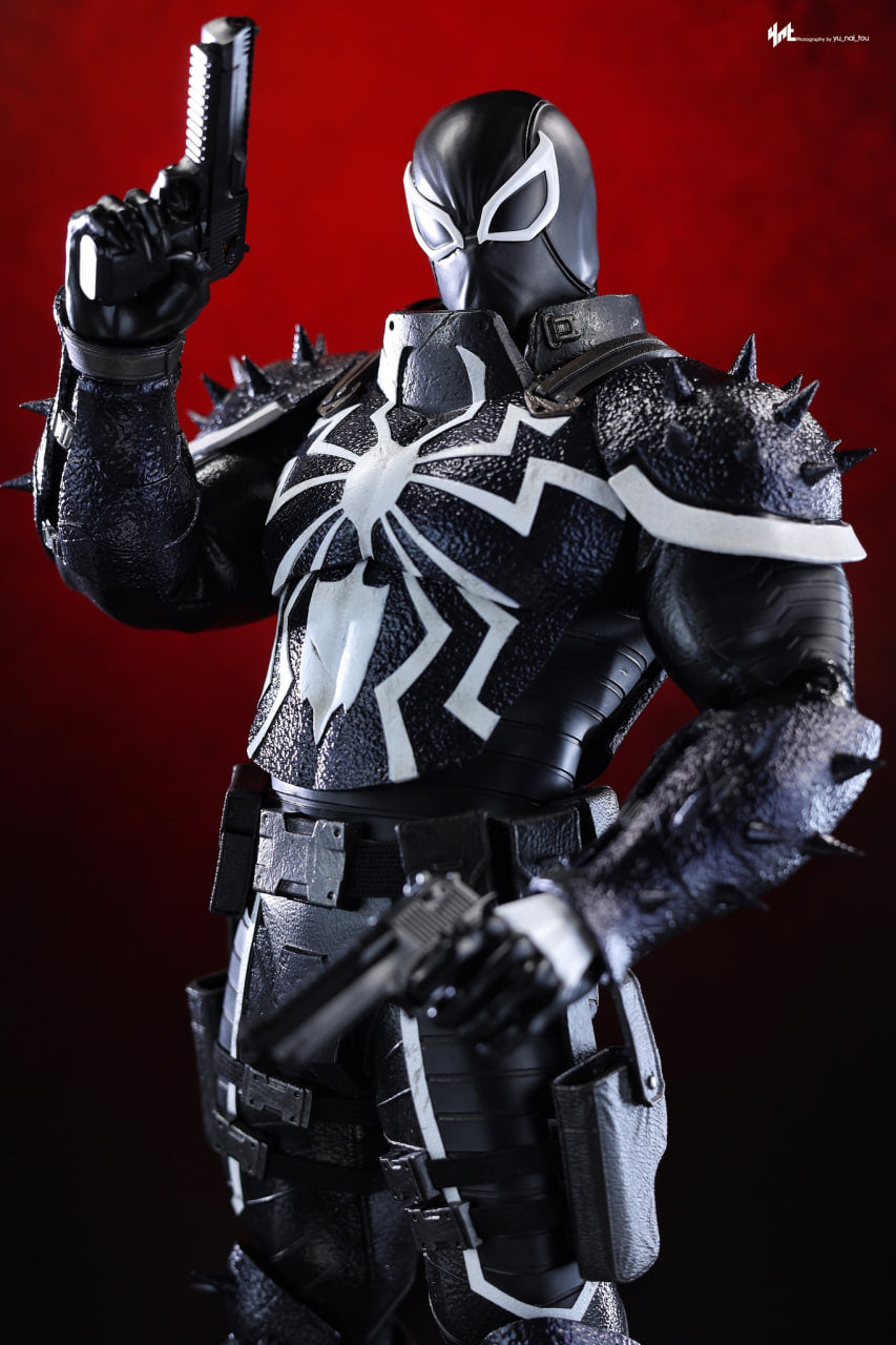 READY🔥Hot Toys CMS025 Marvel Comics 1/6th scale Agent Venom Collectible Figure