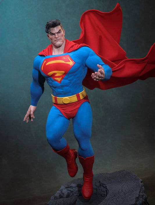 Preorder🔥Hot Toys CMS032 Batman: The Dark Knight Returns - 1/6th scale Superman Collectible Figure