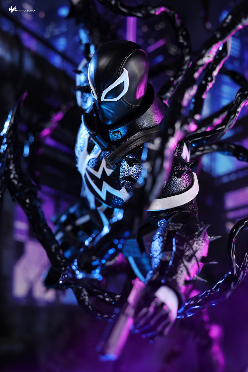 READY🔥Hot Toys CMS025 Marvel Comics 1/6th scale Agent Venom Collectible Figure
