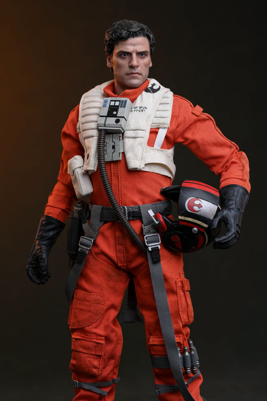 READY🔥Hot Toys MMS806 Star Wars The Force Awakens 1/6th scale Poe Dameron Collectible Figure