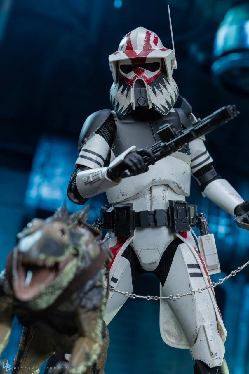 🔥Hot Toys TMS167 Star Wars: The Clone Wars - Sergeant Hound 1/6th Scale Collectible Figure