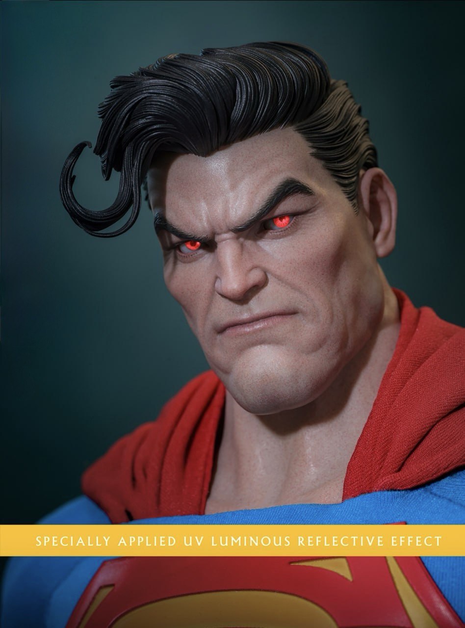 Preorder🔥Hot Toys CMS032 Batman: The Dark Knight Returns - 1/6th scale Superman Collectible Figure