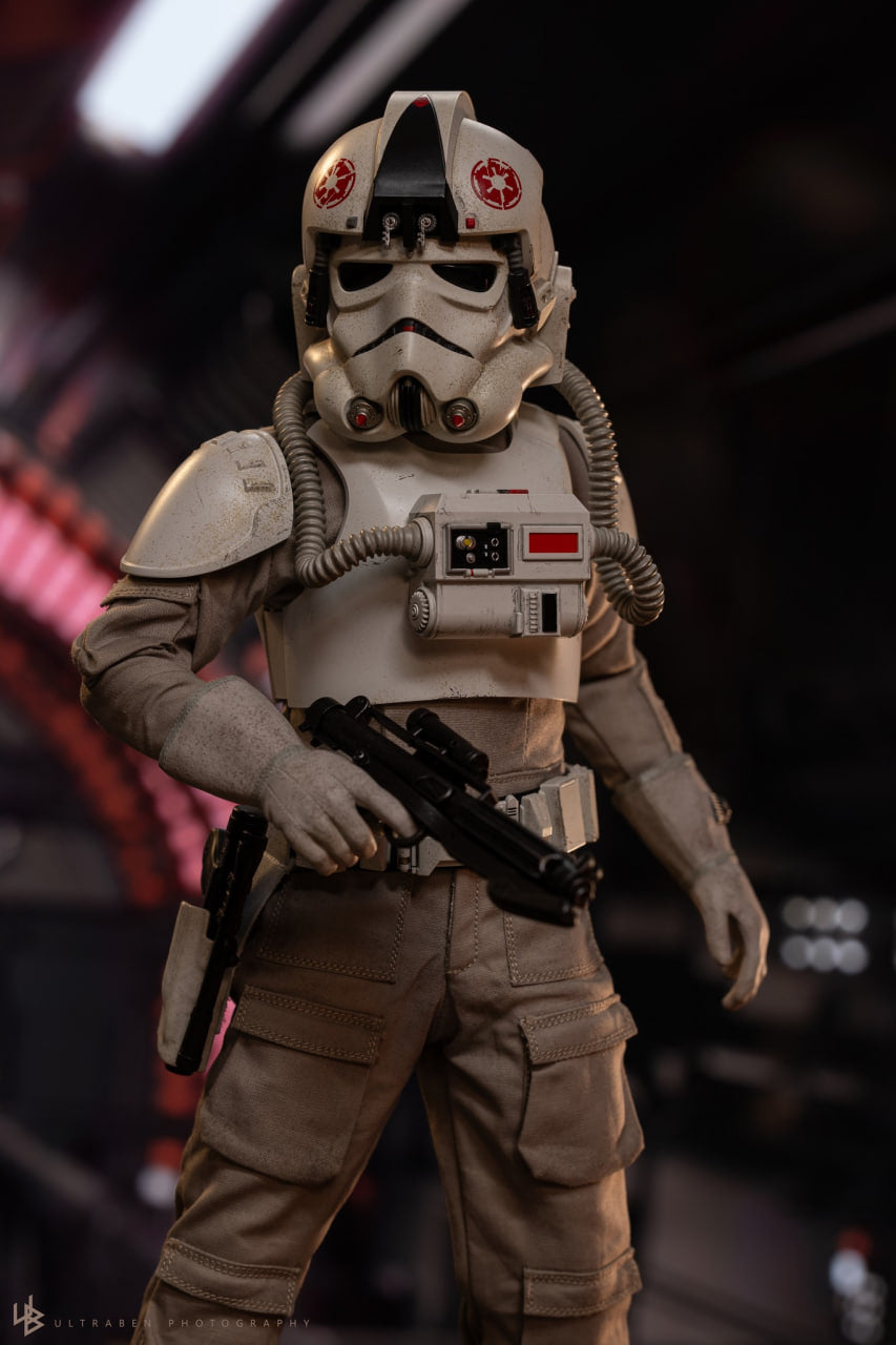 READY🔥Hot Toys MMS845 Star Wars: The Mandalorian & Grogu Imperial Remnant AT-AT Driver 1/6th scale Collectible Figure