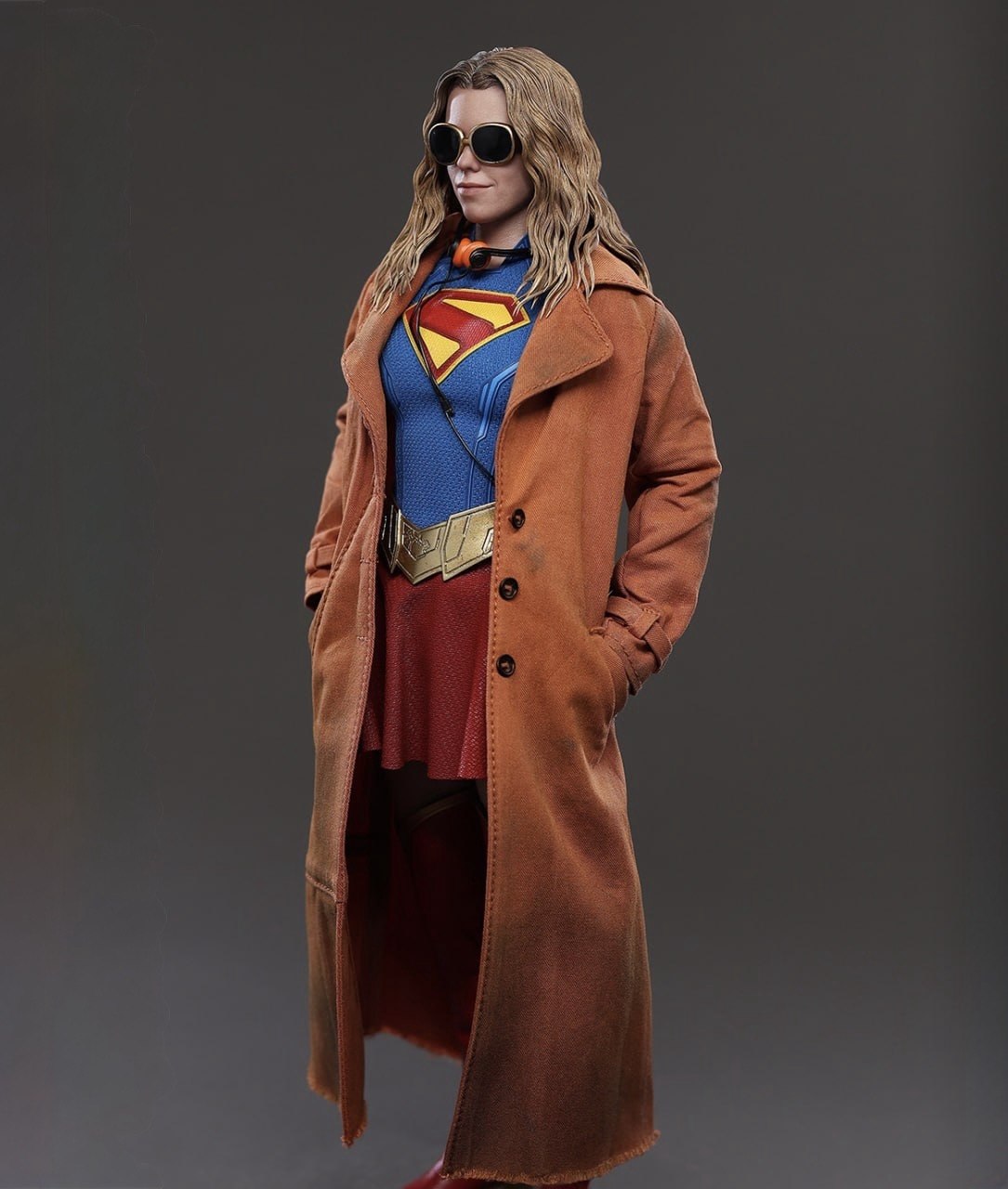 Preorder🔥Hot Toys MMS869 Supergirl - Supergirl & Krypto 1/6th scale Collectible Set