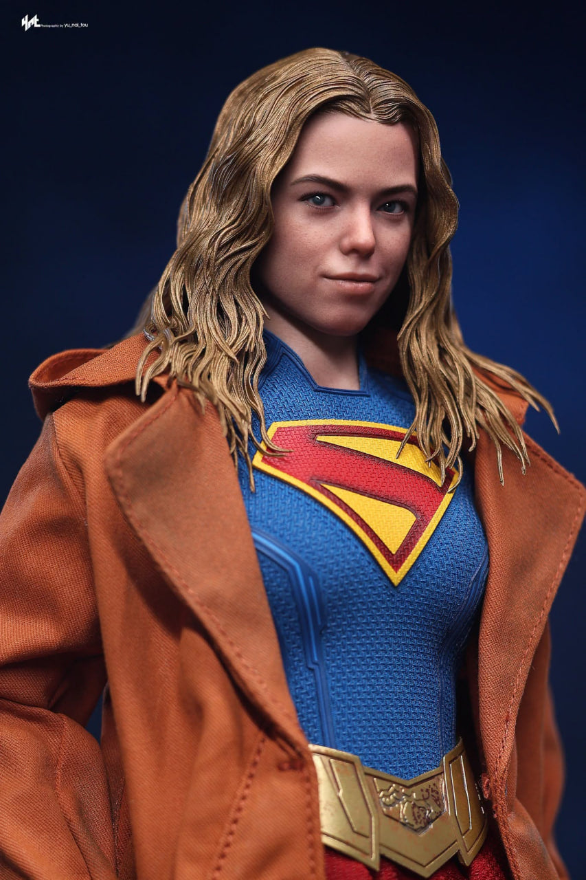 READY🔥Hot Toys MMS869 Supergirl - Supergirl & Krypto 1/6th scale Collectible Set