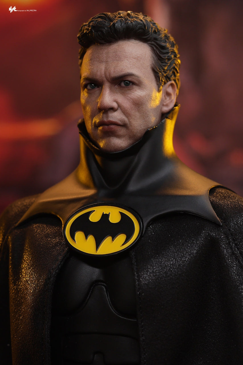 READY🔥Hot Toys MMS770 Batman Returns 1/6th scale Batman Collectible Figure (Deluxe Version)