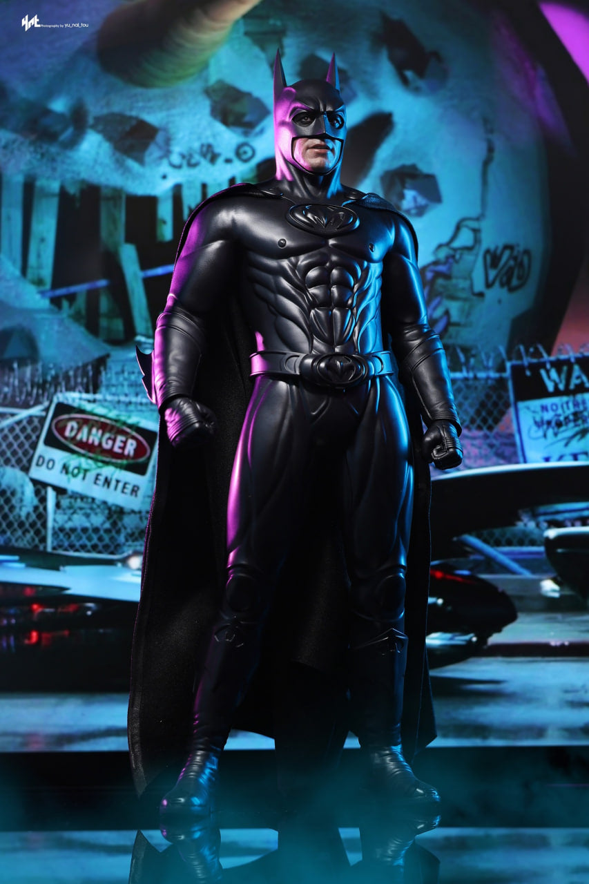 READY🔥Hot Toys MMS786 Batman & Robin 1/6th scale Batman