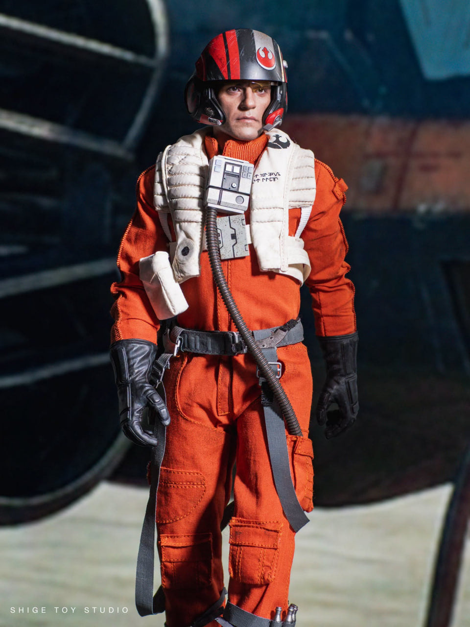 READY🔥Hot Toys MMS806 Star Wars The Force Awakens 1/6th scale Poe Dameron Collectible Figure