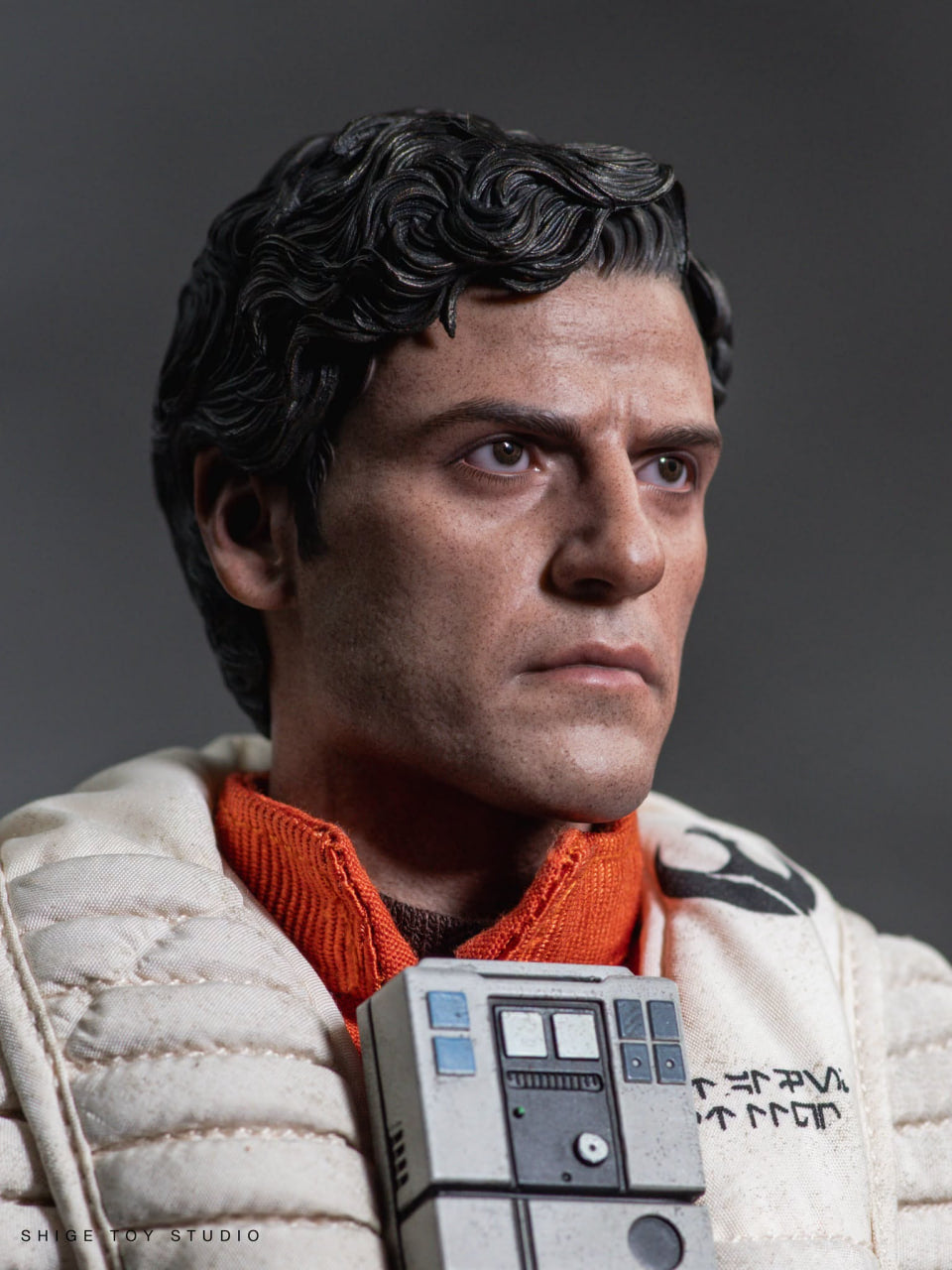 READY🔥Hot Toys MMS806 Star Wars The Force Awakens 1/6th scale Poe Dameron Collectible Figure