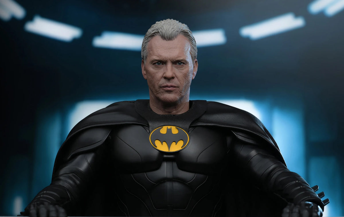 READY🔥Hot Toys MMS712 The Flash – Batman (Modern Suit) 1:6th Scale Col ...
