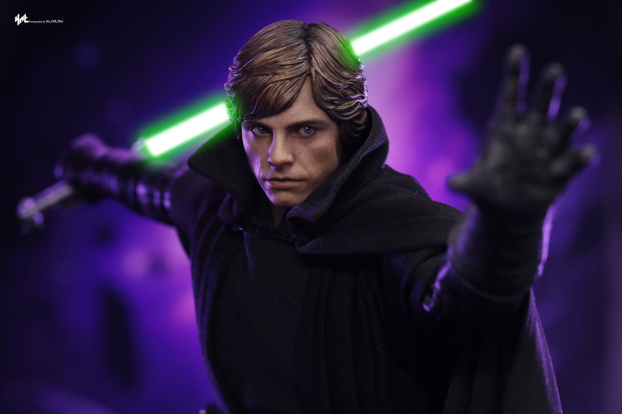 READY🔥Hot Toys CMS019 CMS019b Star Wars: Dark Empire Luke Skywalker (Dark Empire) 1/6th scale Collectible Figure
