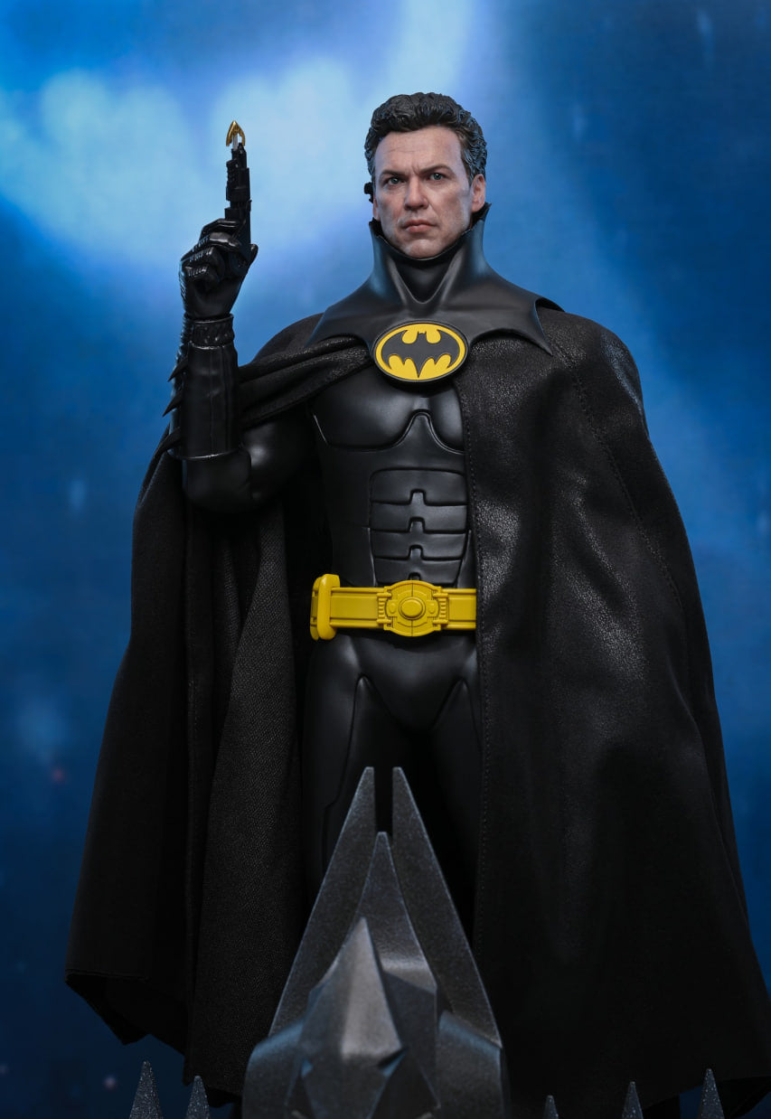 READY🔥Hot Toys MMS770 Batman Returns 1/6th scale Batman Collectible Figure (Deluxe Version)