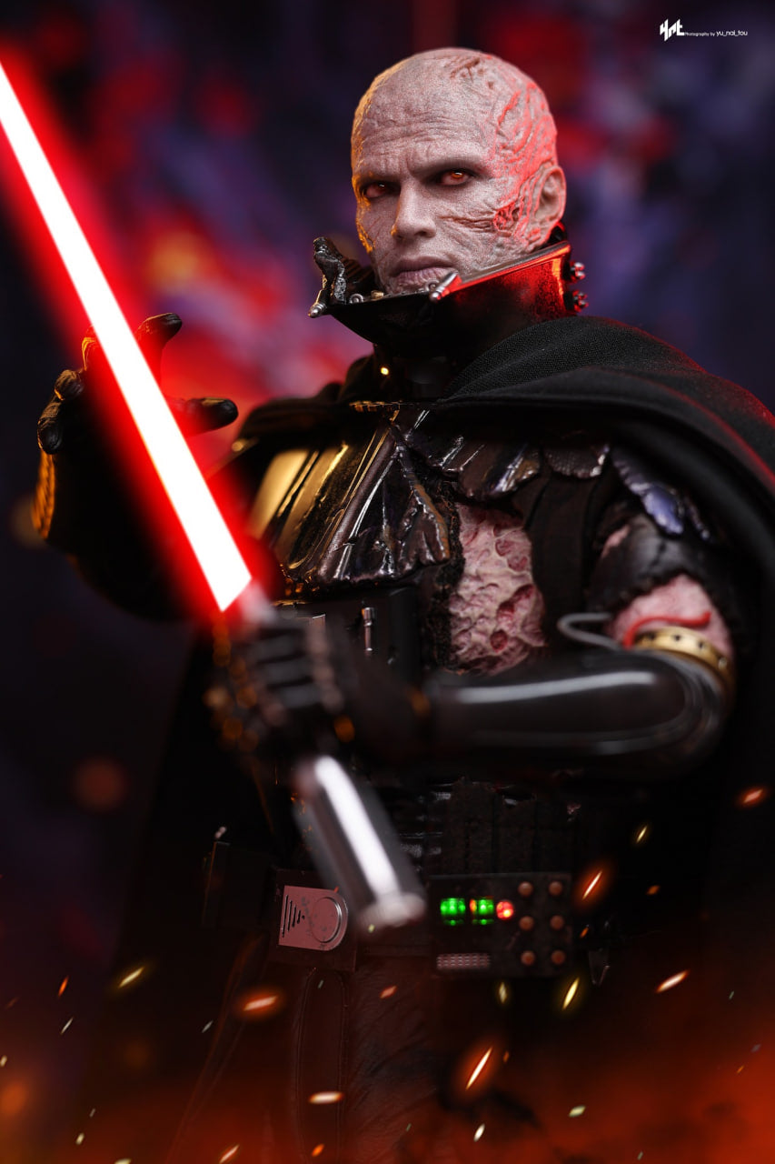 READY🔥Hot Toys DX45 Star Wars Darth Vader (Battle Damaged) (Deluxe Version) 1/6th scale Collectible Figure