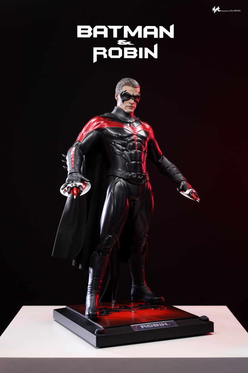 READY🔥Hot Toys MMS787 Batman & Robin 1/6th scale Robin