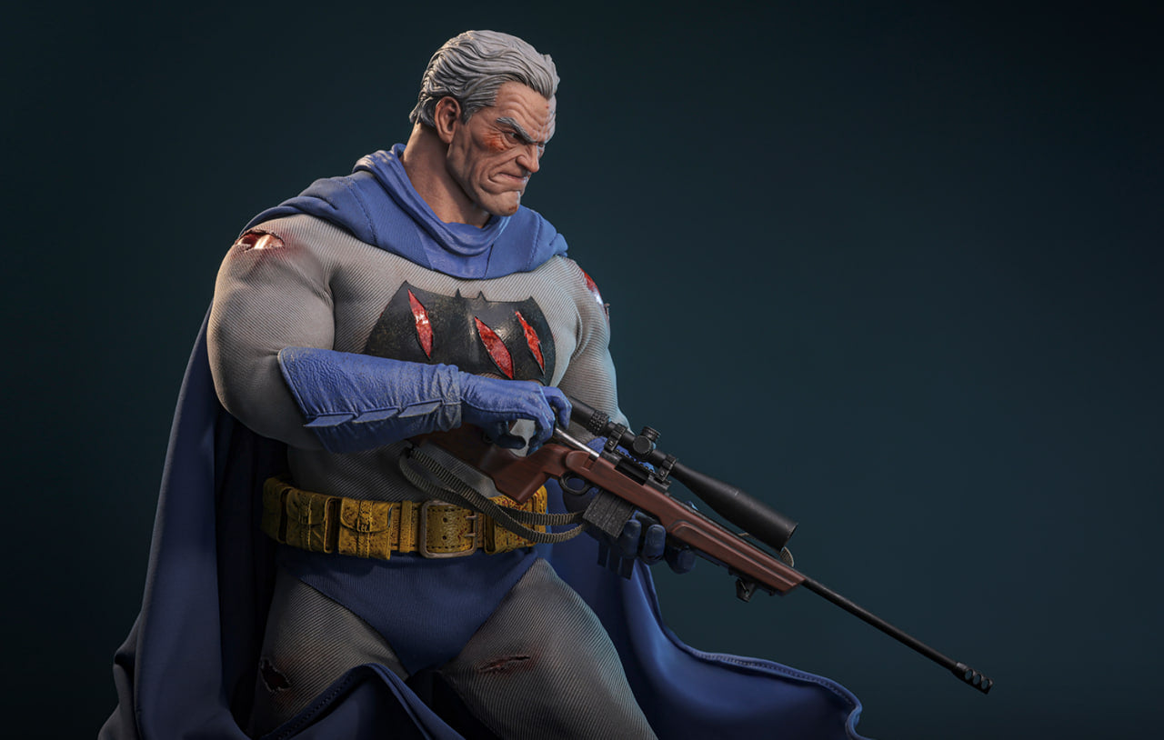 Preorder🔥Hot Toys CMS031 Batman: The Dark Knight Returns Batman (Battle Damaged) 1/6th Scale Collectible Figure