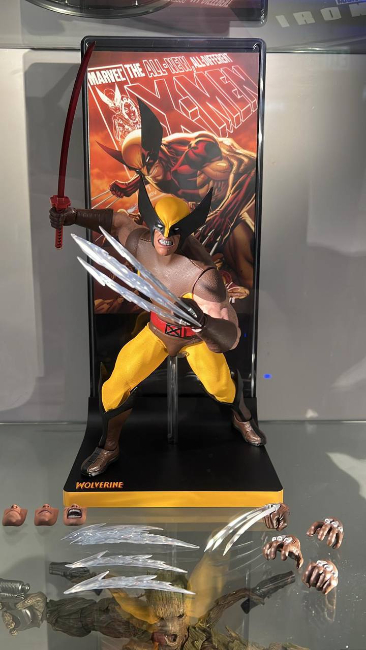 Hot Toys HS03 Marvel Comics X-Men - Wolverine (Brown Suit)