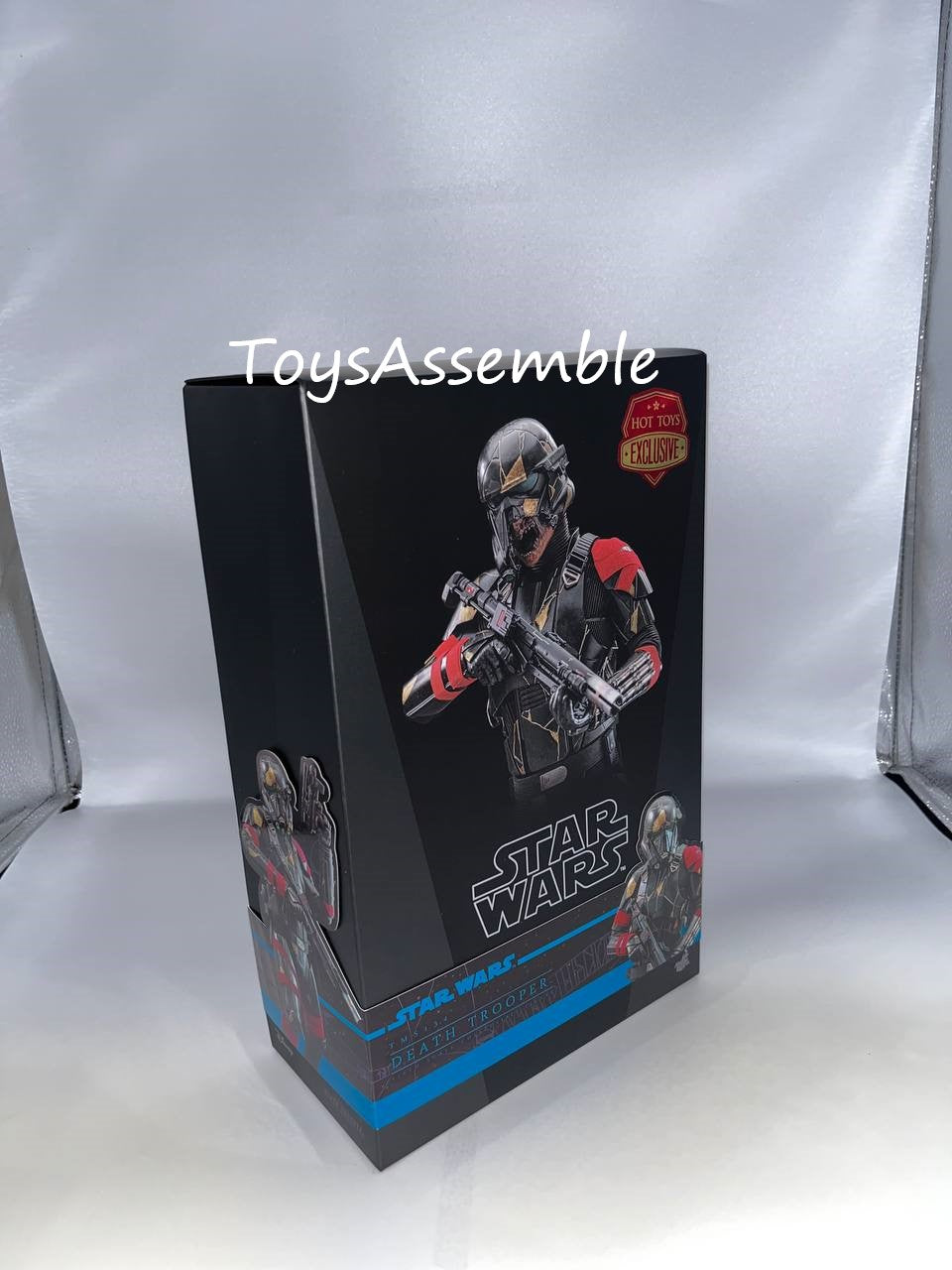 Pre-Owned(95% New)🔥Hot Toys TMS134 Death Trooper Star Wars Ahsoka 1/6th scale Collectible Figure