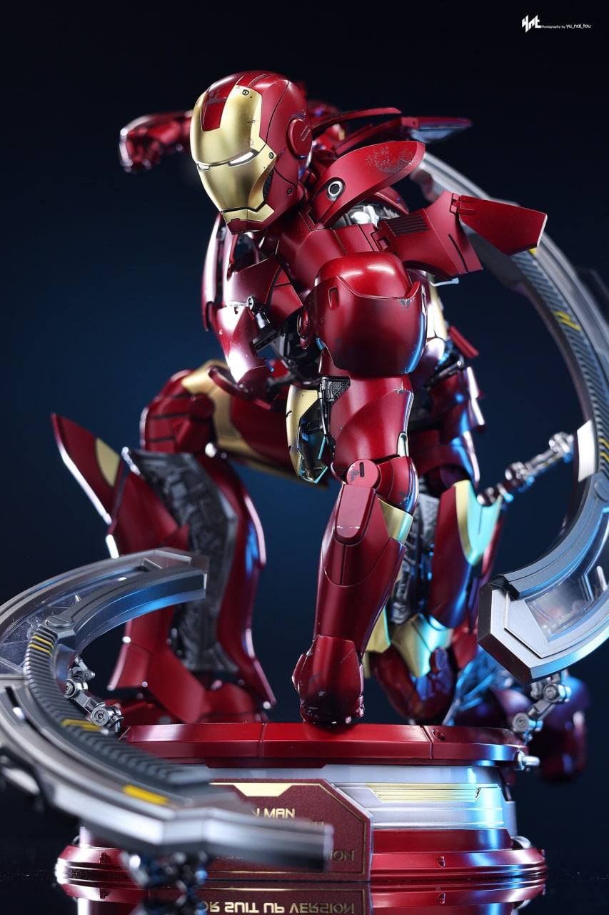 🔥Hot Toys MMS825D72B Iron Man 1/6th scale Iron Man Mark III (Armor Suit Up Version) Collectible Figure Special Edition