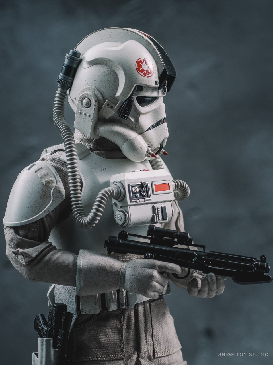 READY🔥Hot Toys MMS845 Star Wars: The Mandalorian & Grogu Imperial Remnant AT-AT Driver 1/6th scale Collectible Figure