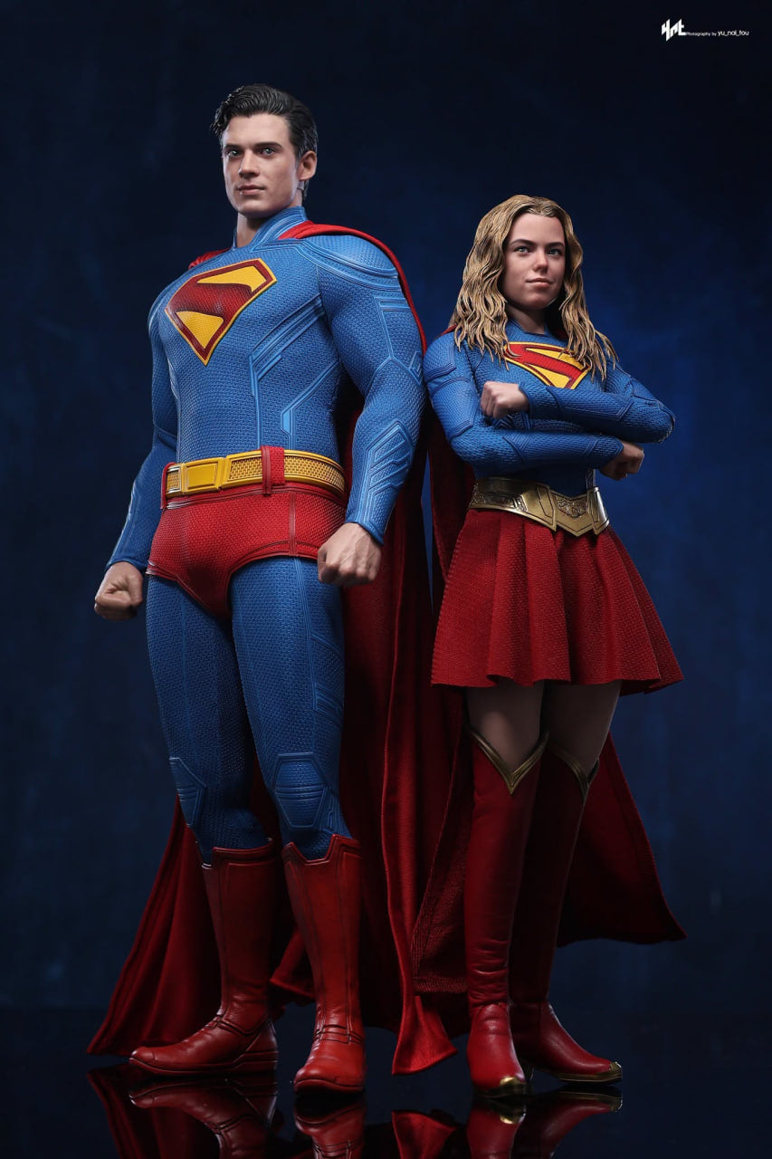 READY🔥Hot Toys MMS869 Supergirl - Supergirl & Krypto 1/6th scale Collectible Set