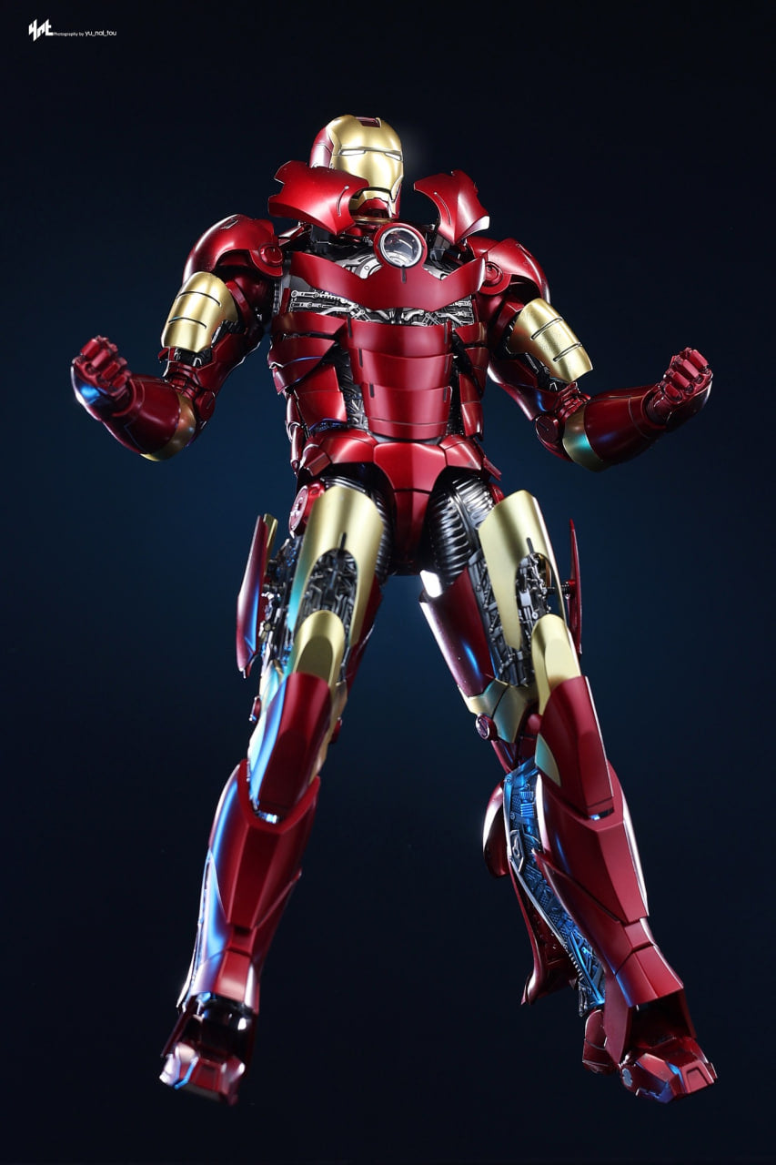 🔥Hot Toys MMS825D72B Iron Man 1/6th scale Iron Man Mark III (Armor Suit Up Version) Collectible Figure Special Edition