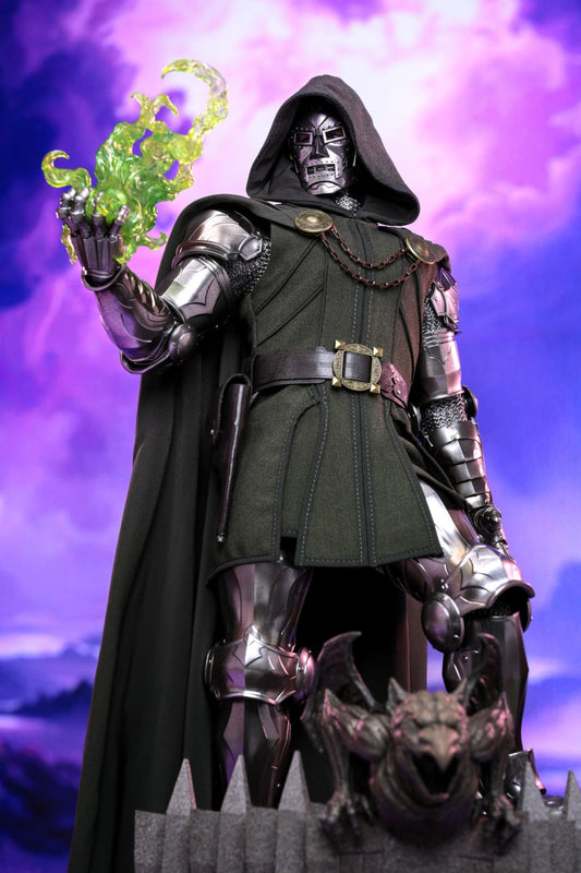 READY🔥Hot Toys CMS022B Marvel Comics 1/6th Scale Doctor Doom Collectible Figure Special Edition
