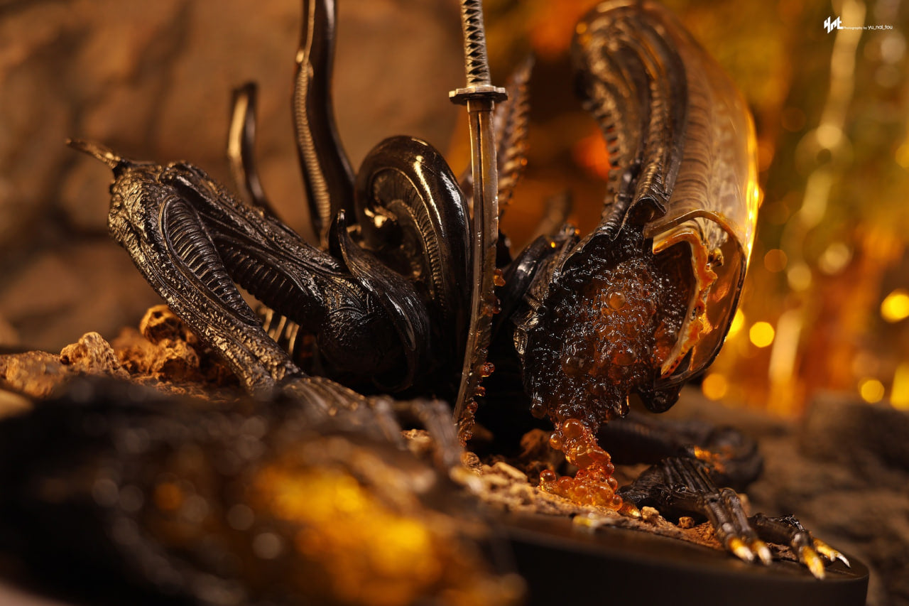 READY🔥Hot Toys AC06B Alien vs Predator 1/6th Scale Akaoni Samurai Predator Collectible Figure Special Edition