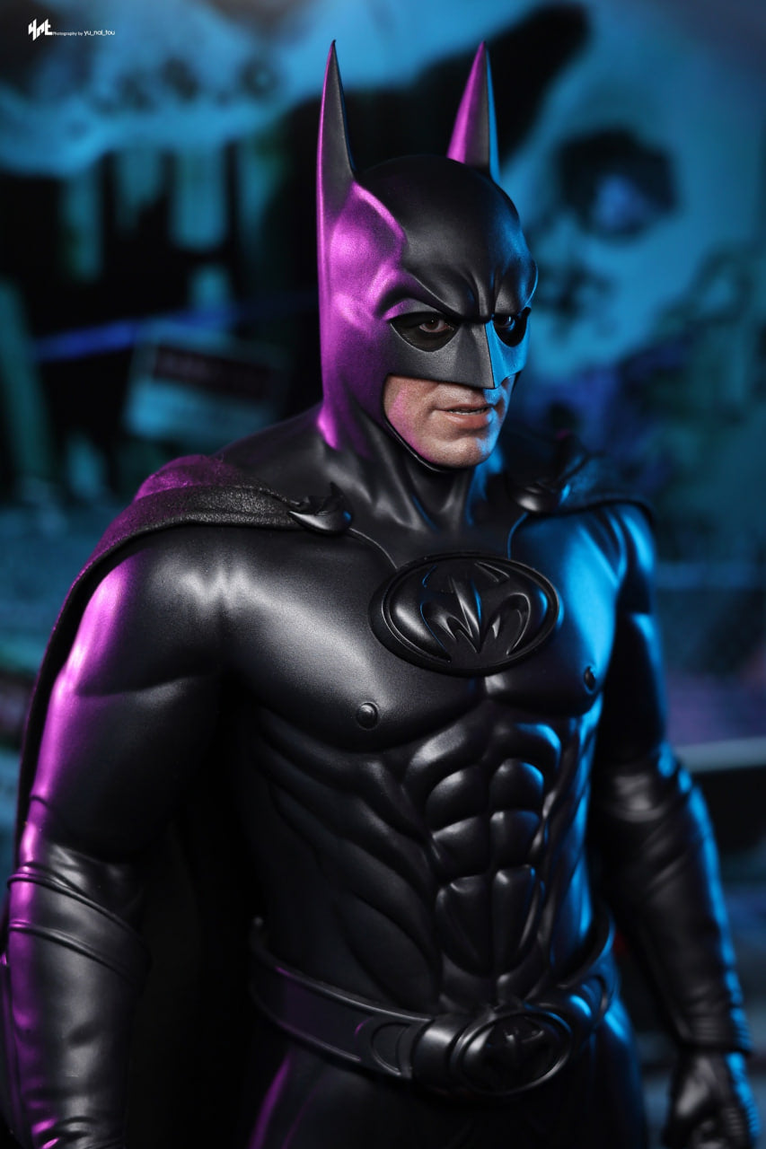 READY🔥Hot Toys MMS786 Batman & Robin 1/6th scale Batman Collectible Figure