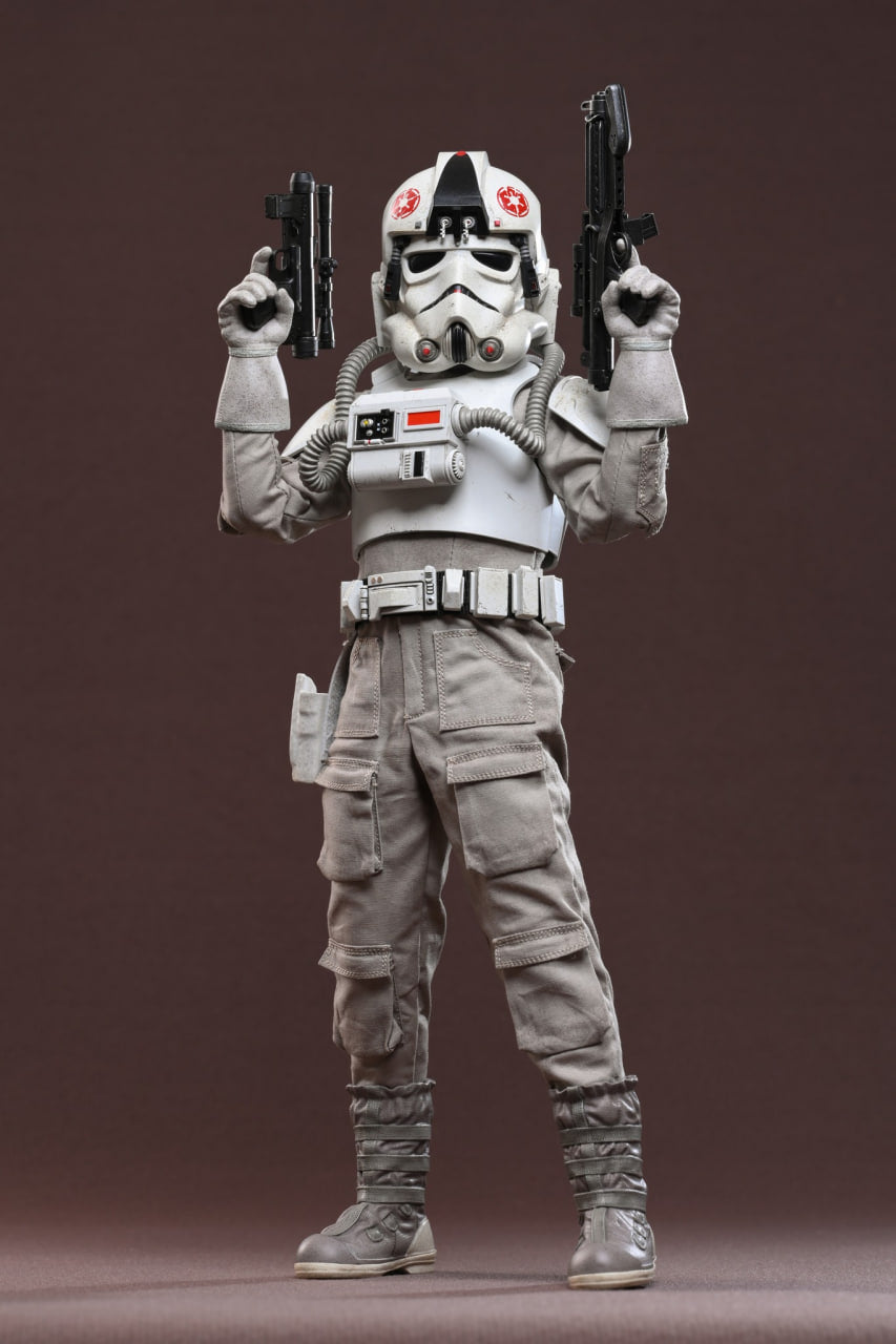 READY🔥Hot Toys MMS845 Star Wars: The Mandalorian & Grogu Imperial Remnant AT-AT Driver 1/6th scale Collectible Figure