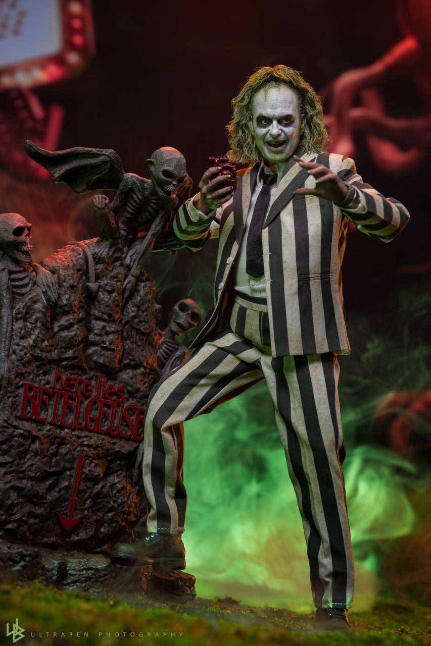 READY🔥Hot Toys MMS767 Beetlejuice 1/6th scale Beetlejuice Collectible Figure