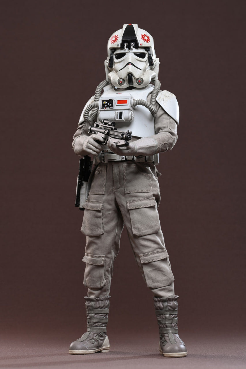 READY🔥Hot Toys MMS845 Star Wars: The Mandalorian & Grogu Imperial Remnant AT-AT Driver 1/6th scale Collectible Figure