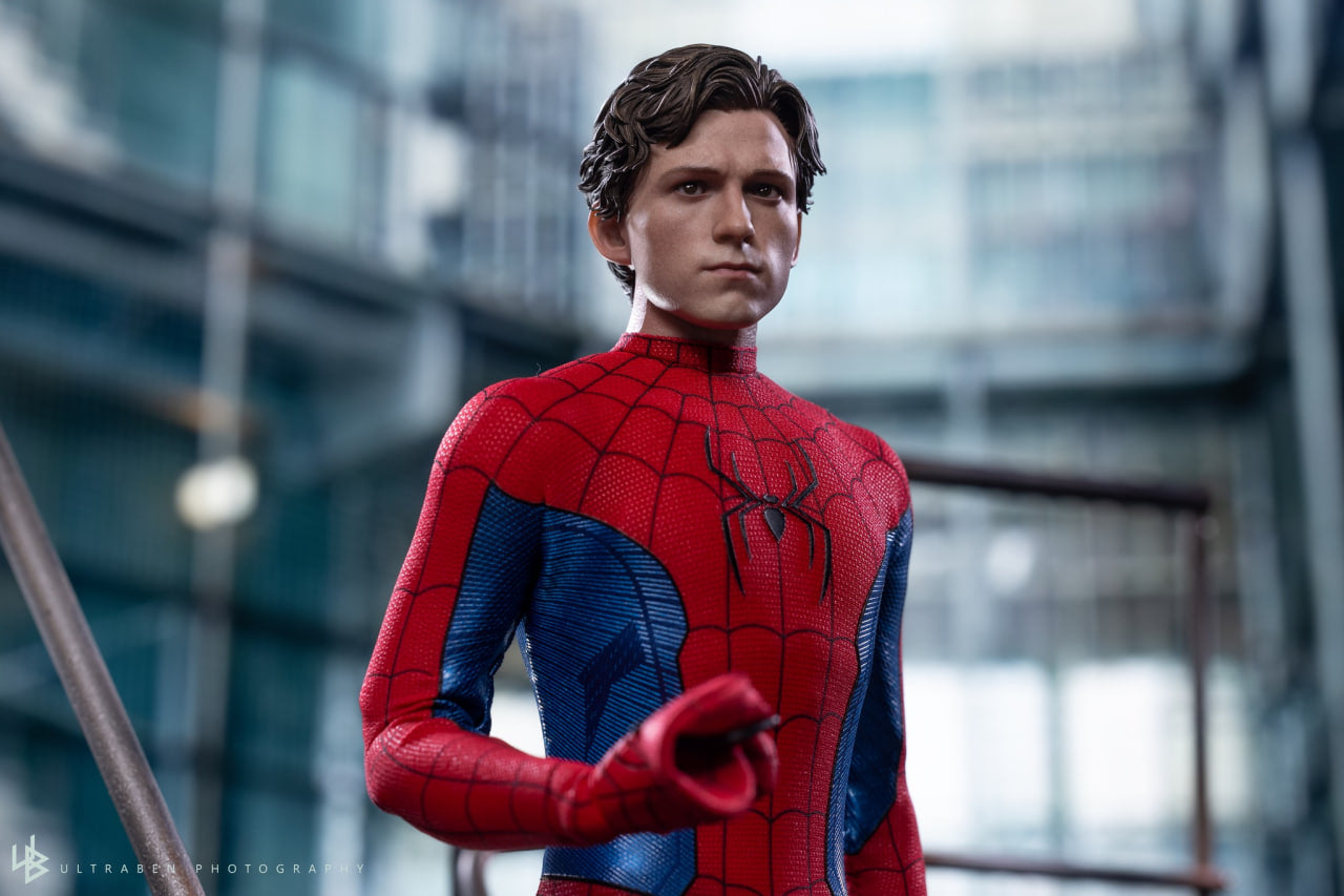 READY🔥Hot Toys MMS862 Spider-Man: No Way Home - 1/6th scale Spider-Man (Final Swing Suit) Collectible Figure (Movie Promo Edition) [Hot Toys Exclusive]