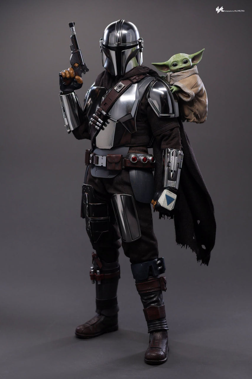🔥Hot Toys MMS871 Star Wars: The Mandalorian & Grogu - The Mandalorian and Grogu 1/6th scale Collectible Set