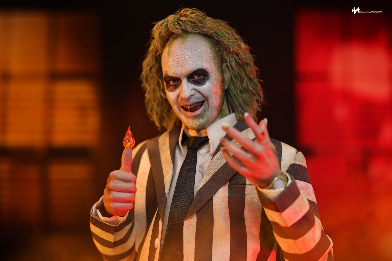 READY🔥Hot Toys MMS767 Beetlejuice 1/6th scale Beetlejuice Collectible Figure