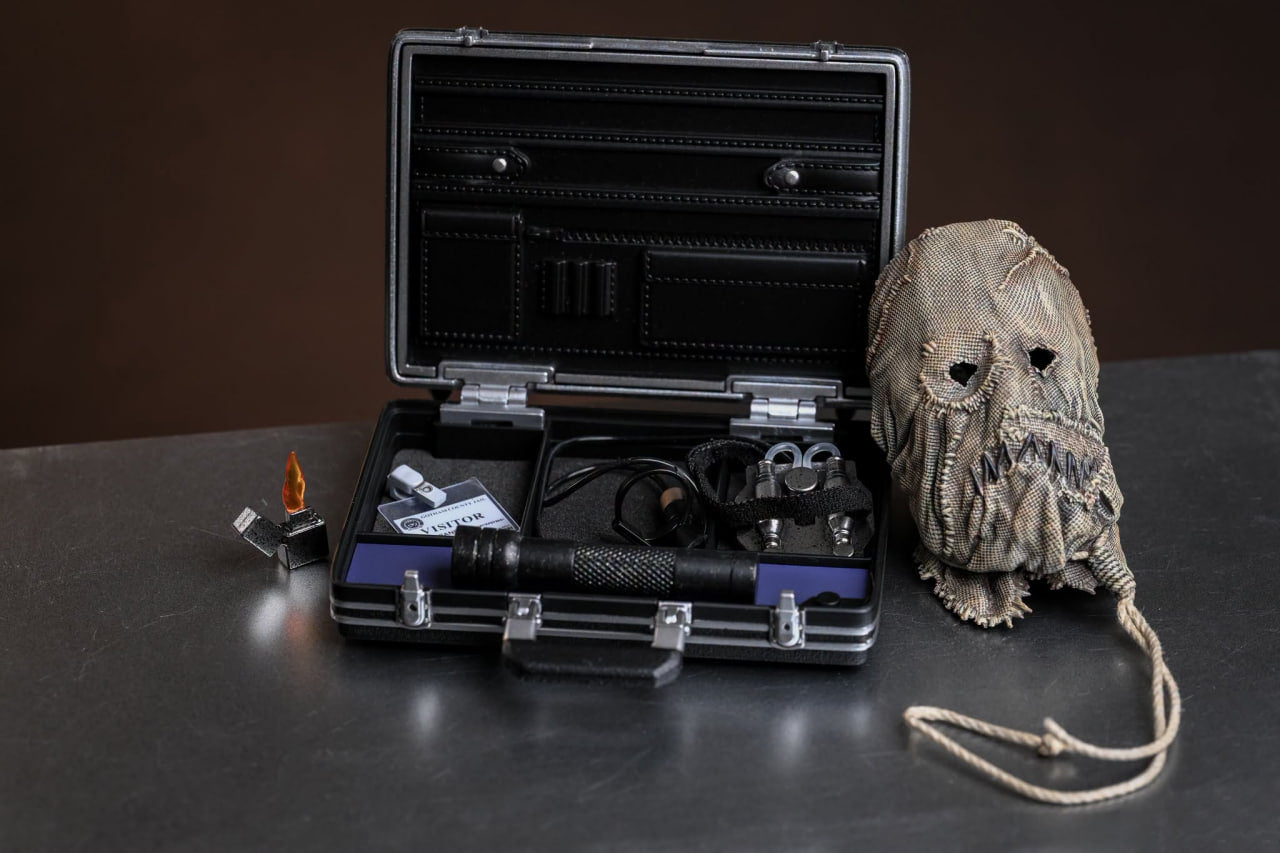READY🔥Hot Toys MMS801 Batman Begins 1/6th scale Scarecrow 2.0 Collectible Figure