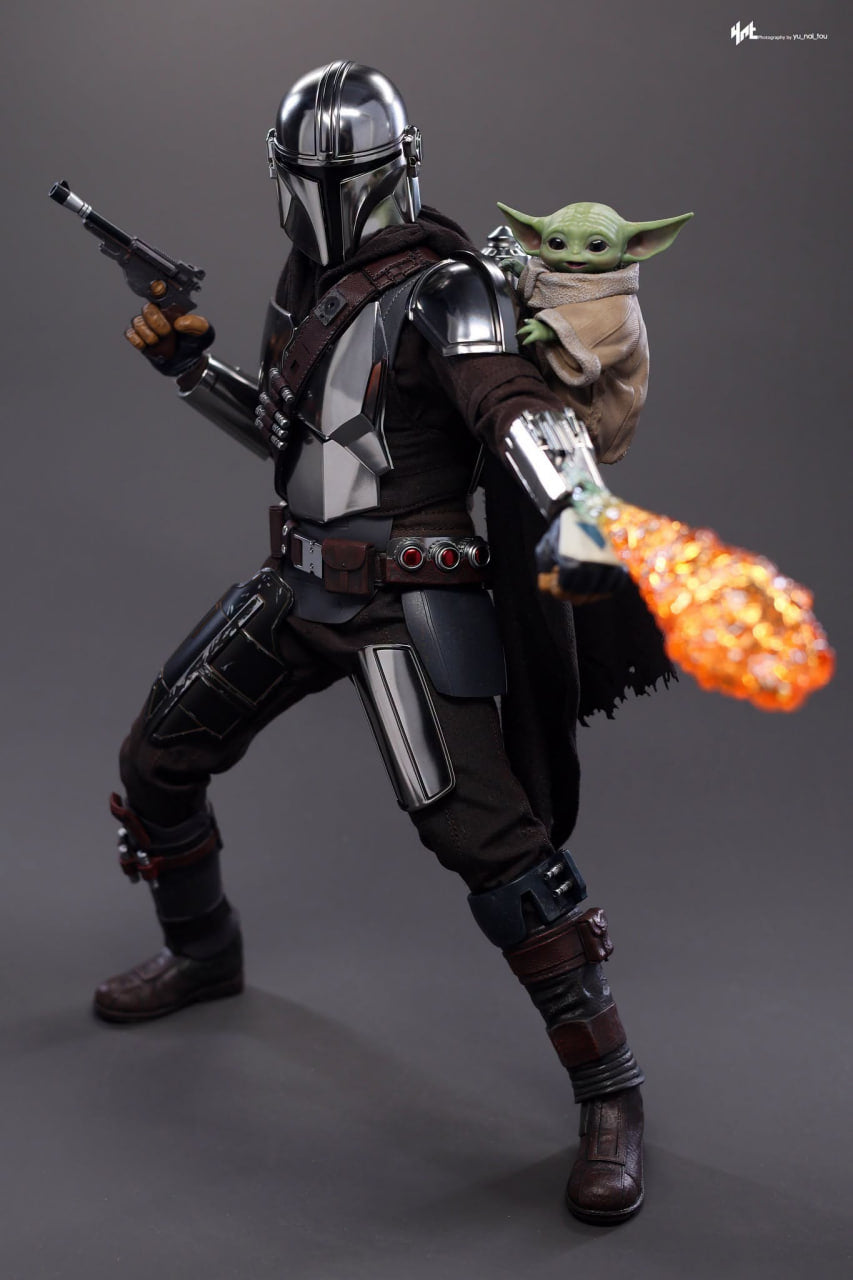 🔥Hot Toys MMS871 Star Wars: The Mandalorian & Grogu - The Mandalorian and Grogu 1/6th scale Collectible Set